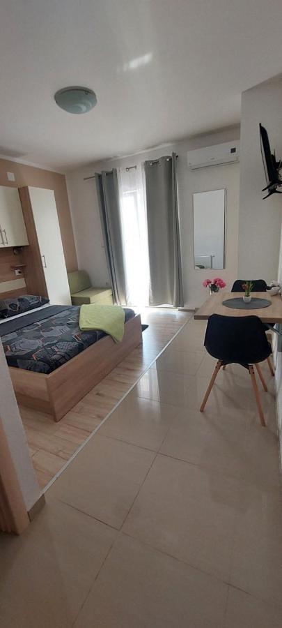 Apartments Stipe Biograd Na Moru Exteriér fotografie